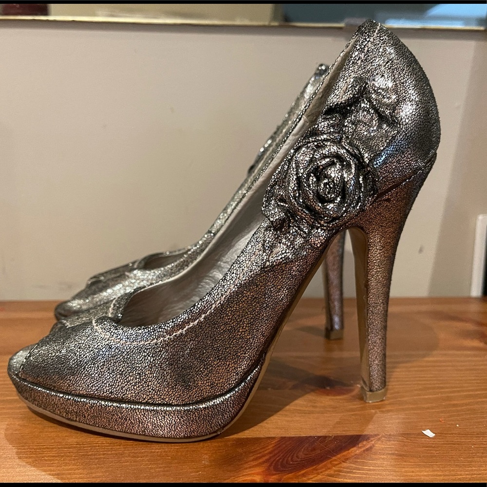 Never worn silver sparkly open toed pumps